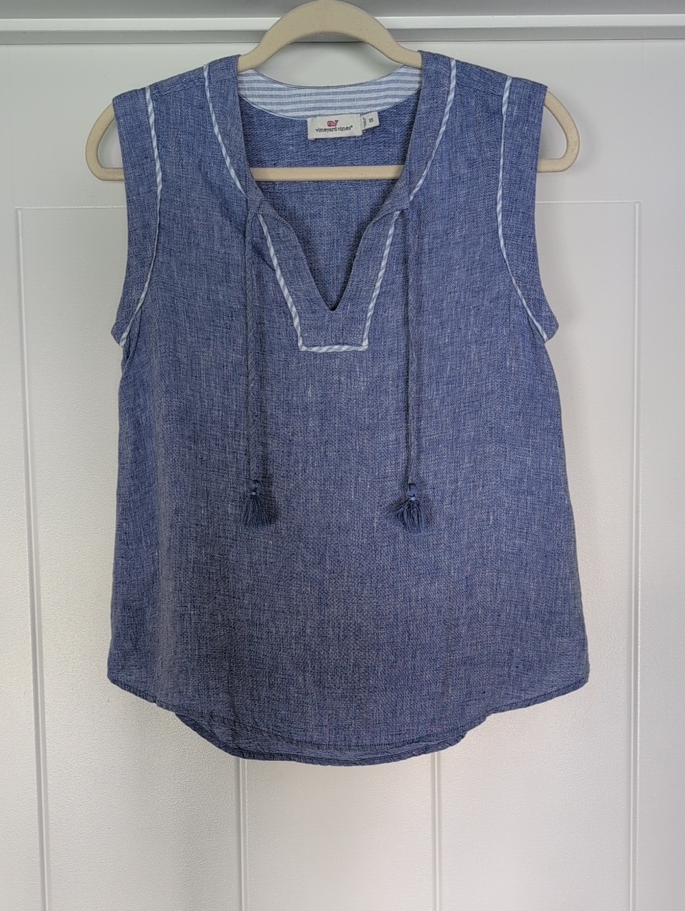 Vineyard Vines Sleeveless Linen Blouse
